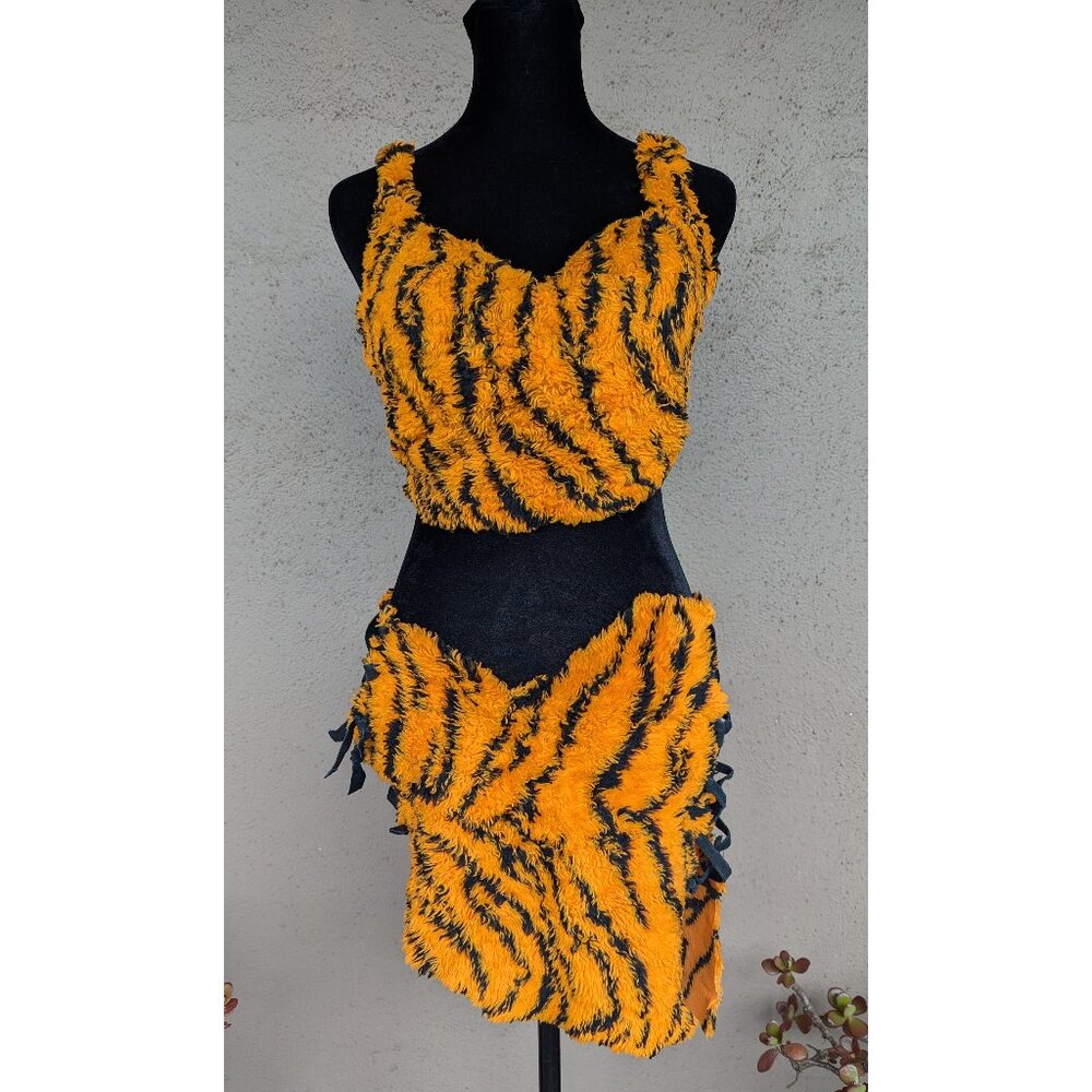💜One-of-a-Kind Cave Girl / Tiger Girl Costume